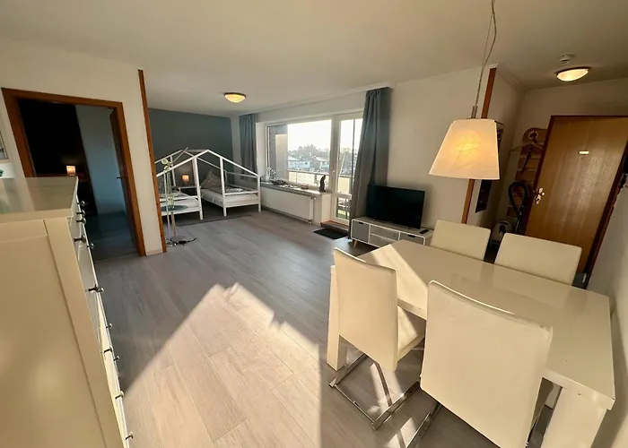 Haus Elbe Nr 15 Mit Balkon Cuxhaven